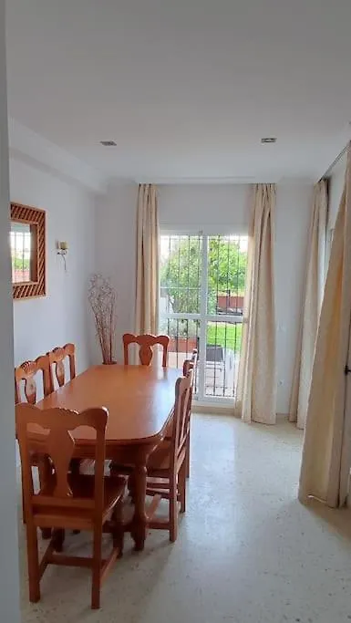 Urb Costamar. 2 Min To Beach Alcaidesa Appartement
