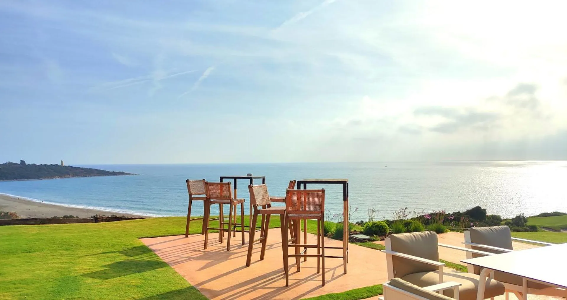 Urb Costamar. 2 Min To Beach Alcaidesa Appartement